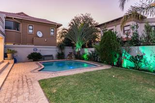 4 Bedroom Property for Sale in Greenstone Hill Gauteng