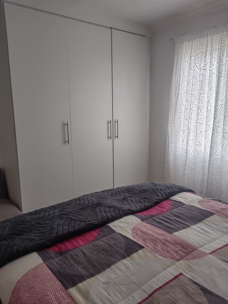 3 Bedroom Property for Sale in Albertsdal Gauteng