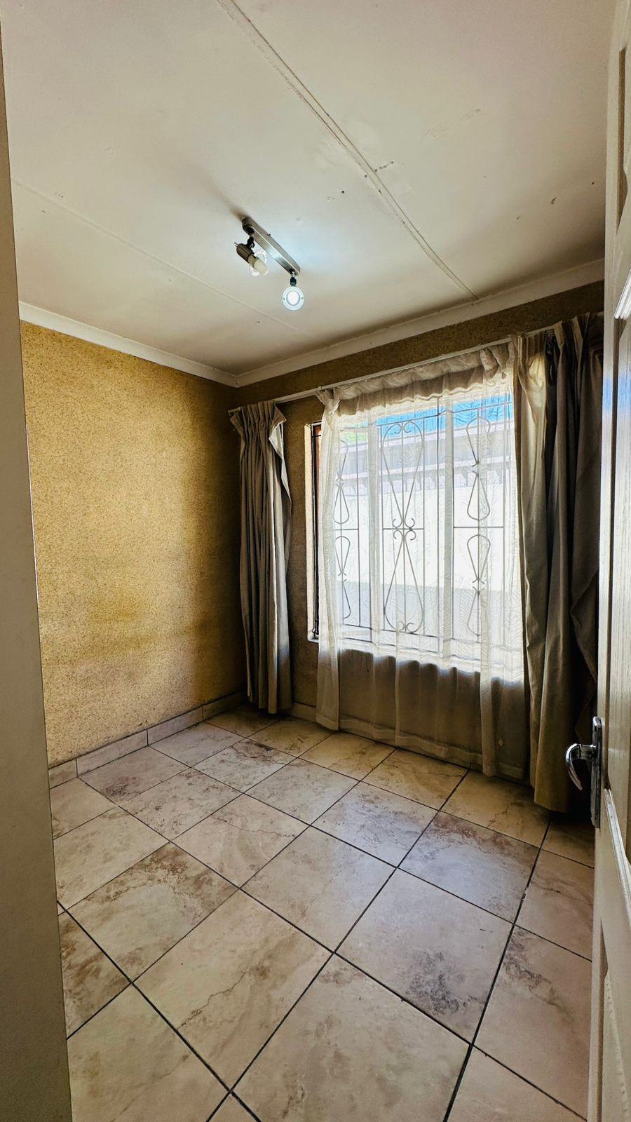 3 Bedroom Property for Sale in Ebony Park Gauteng