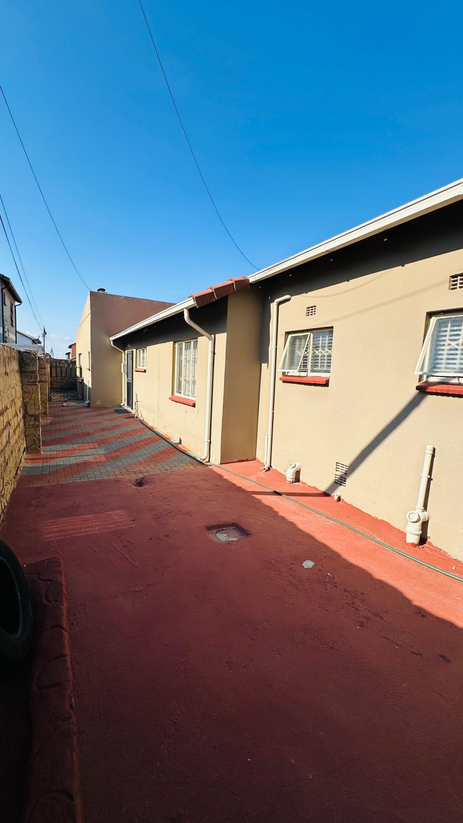 4 Bedroom Property for Sale in Ormonde Gauteng