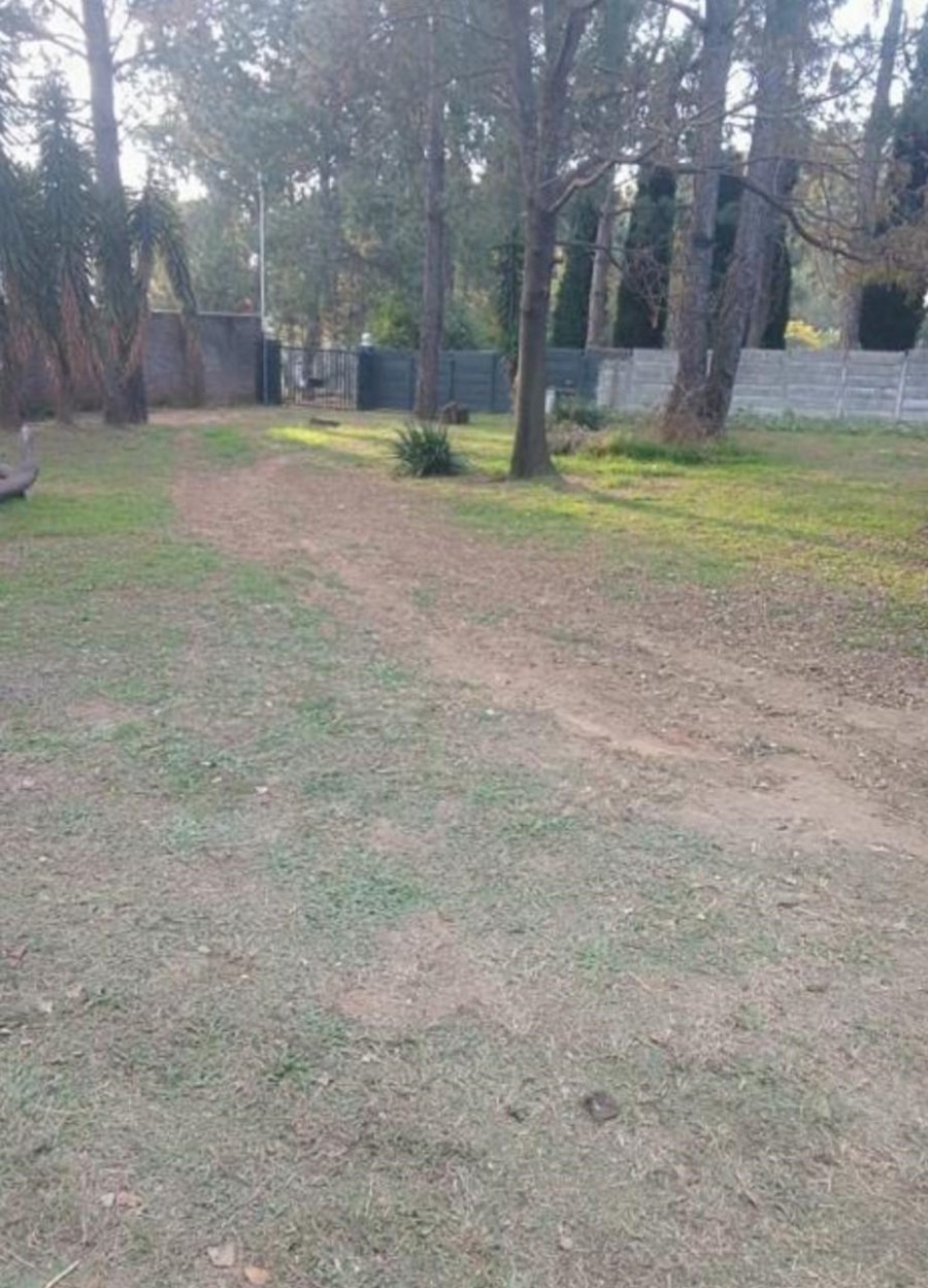 12 Bedroom Property for Sale in Glen Austin Gauteng