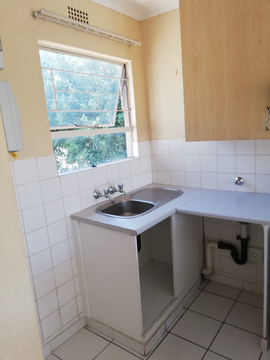 2 Bedroom Property for Sale in Vorna Valley Gauteng