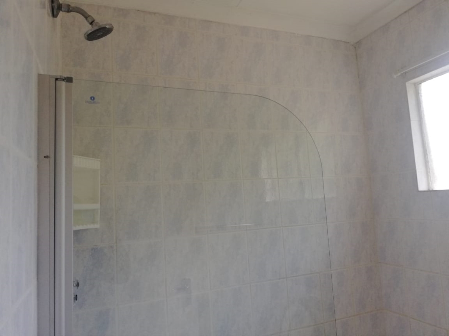 2 Bedroom Property for Sale in Vorna Valley Gauteng