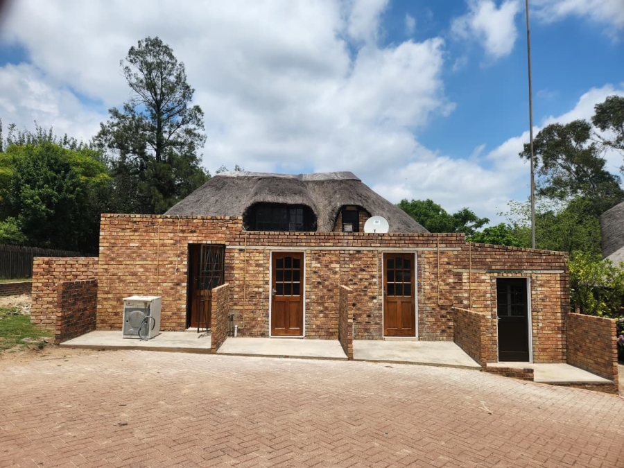 To Let 1 Bedroom Property for Rent in Glen Austin Gauteng