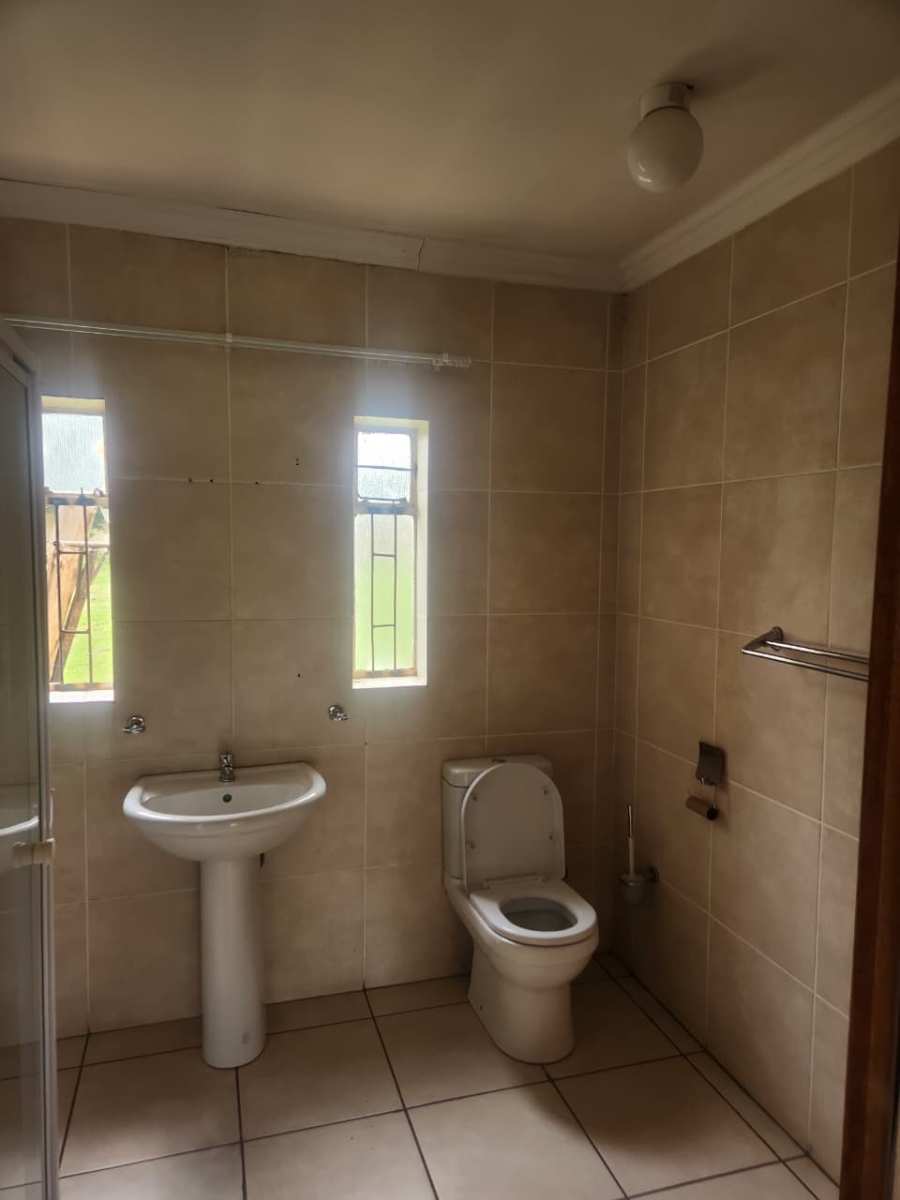 4 Bedroom Property for Sale in Glen Austin Gauteng