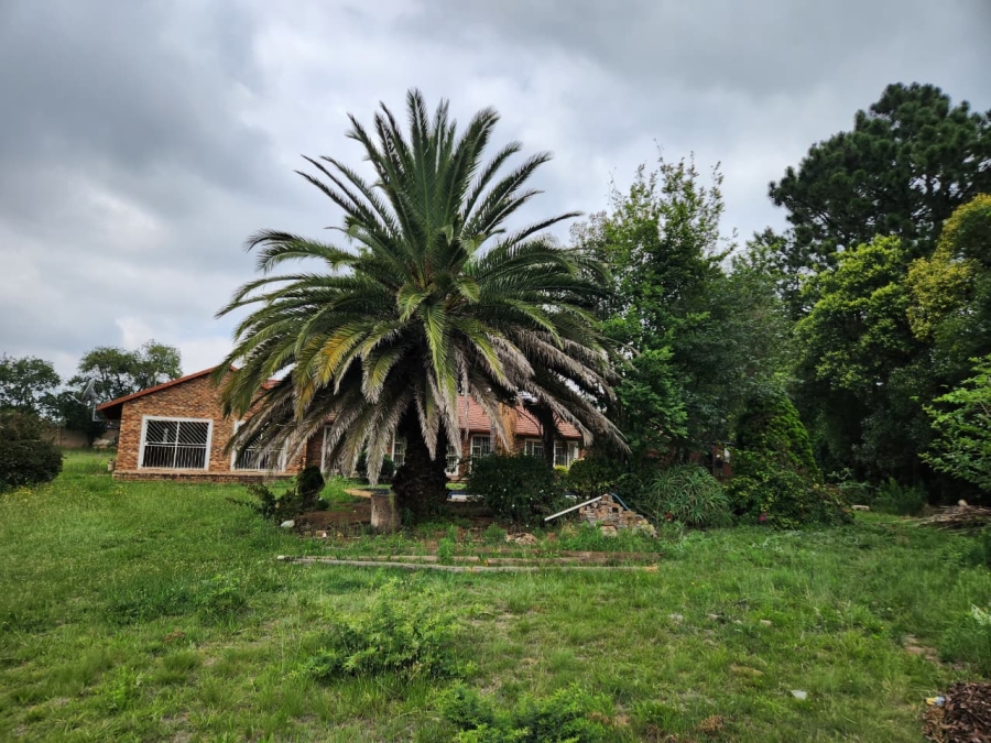 4 Bedroom Property for Sale in Glen Austin Gauteng