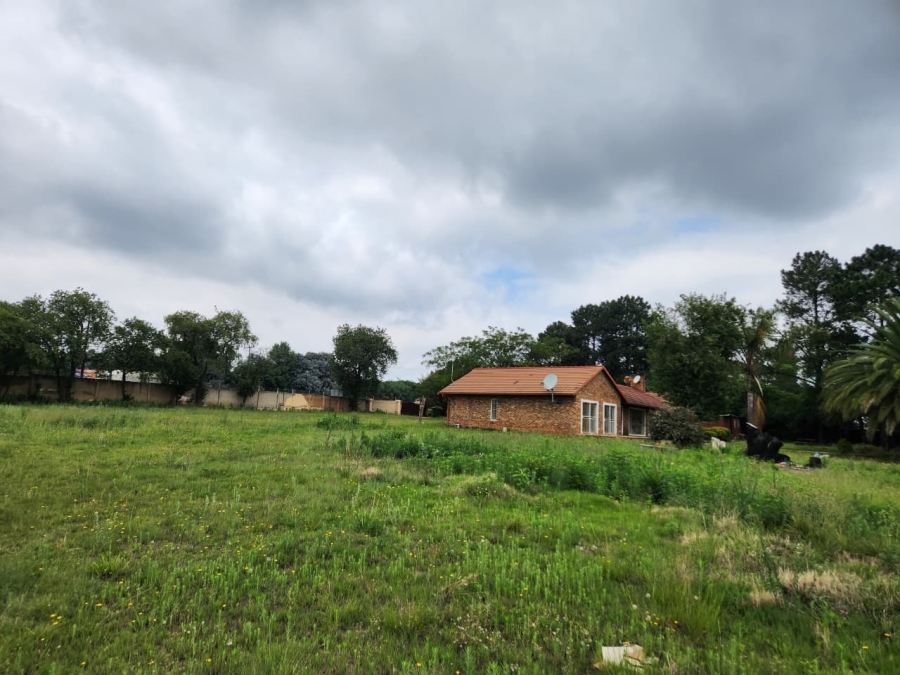 4 Bedroom Property for Sale in Glen Austin Gauteng