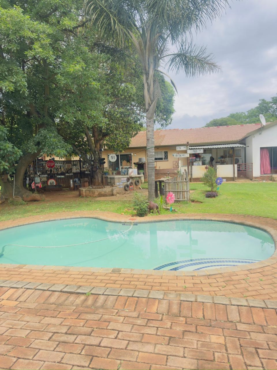 3 Bedroom Property for Sale in Bredell Gauteng