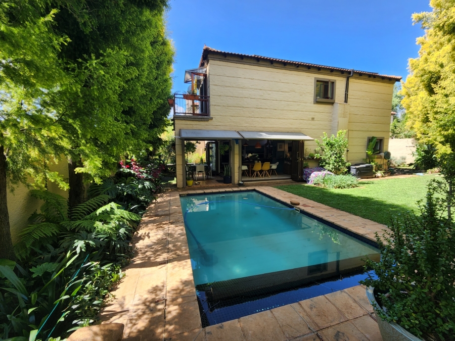 3 Bedroom Property for Sale in Woodhill Estate Gauteng