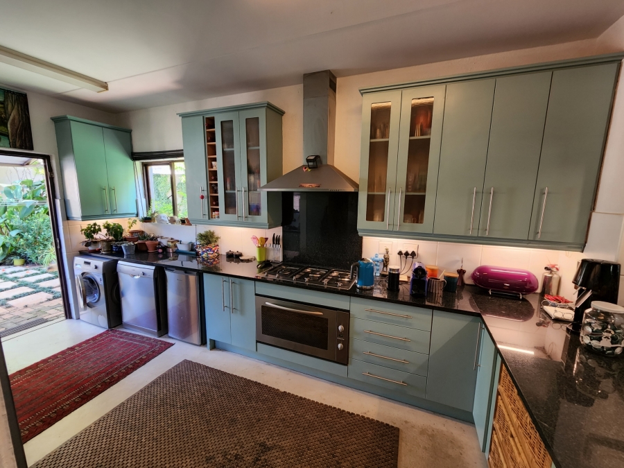 3 Bedroom Property for Sale in Woodhill Estate Gauteng