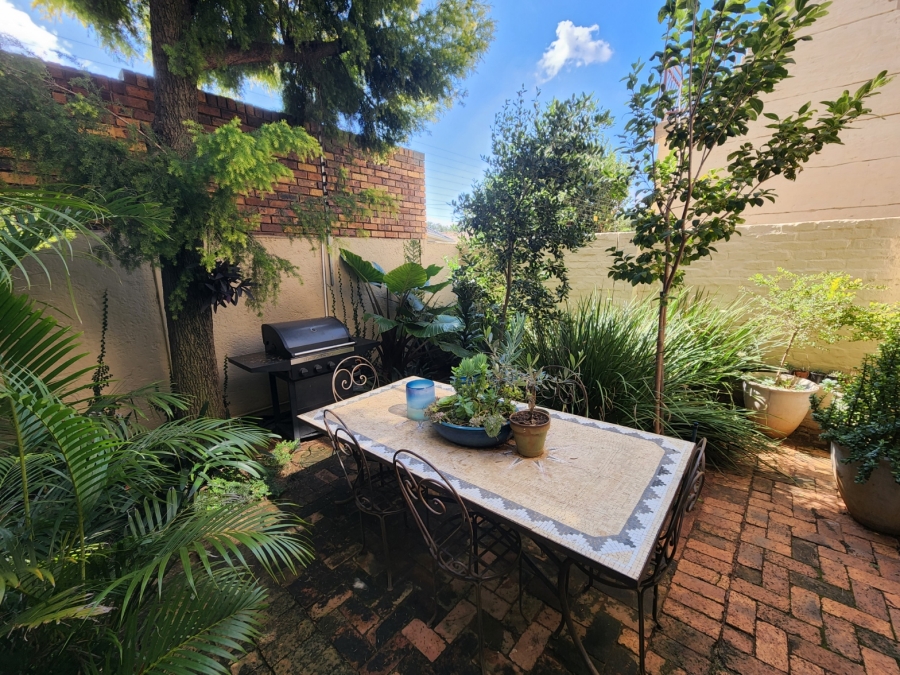 3 Bedroom Property for Sale in Woodhill Estate Gauteng