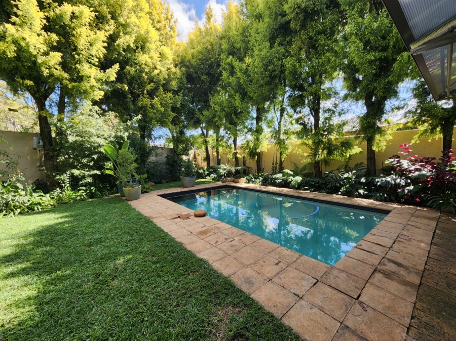 3 Bedroom Property for Sale in Woodhill Estate Gauteng