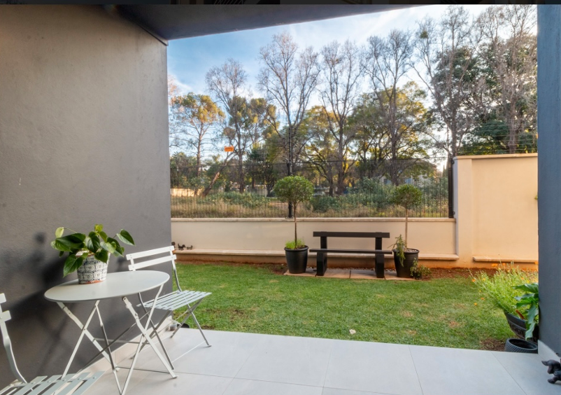 2 Bedroom Property for Sale in Waterkloof Gauteng