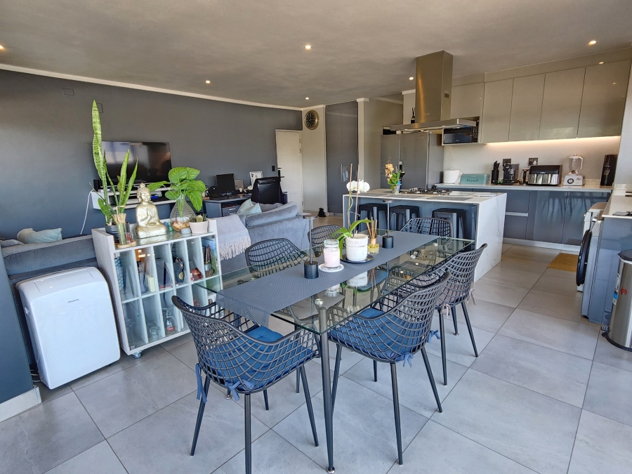 2 Bedroom Property for Sale in Waterkloof Gauteng