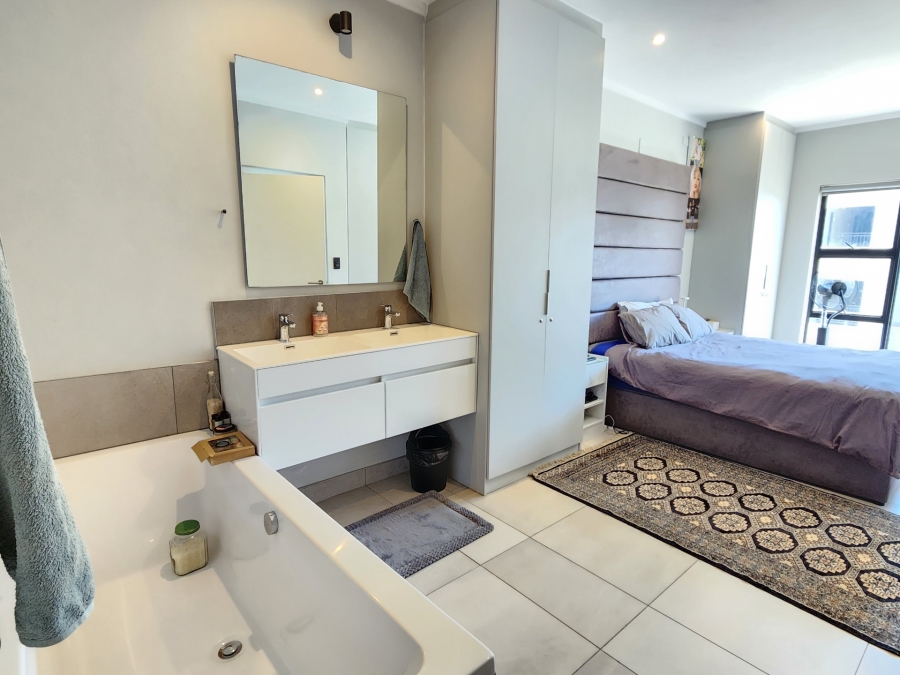 2 Bedroom Property for Sale in Waterkloof Gauteng