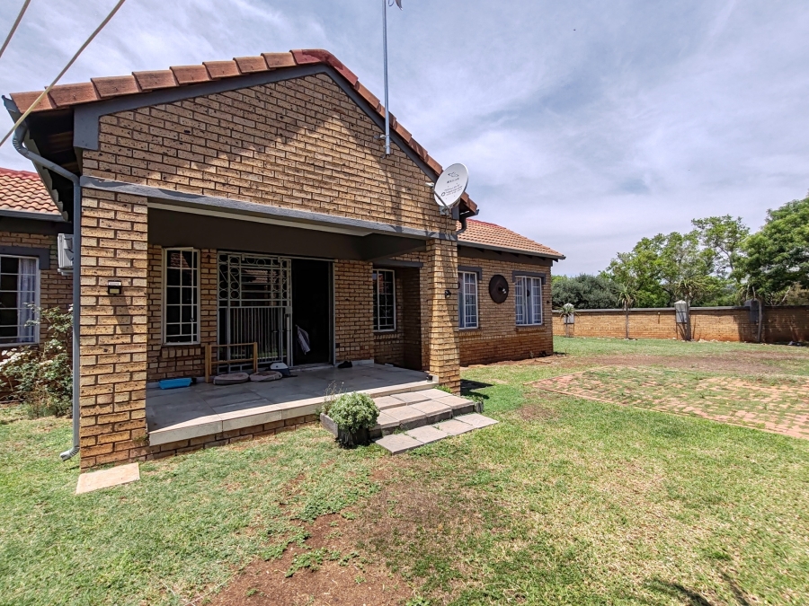 3 Bedroom Property for Sale in Equestria Gauteng