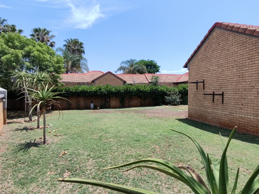 3 Bedroom Property for Sale in Equestria Gauteng