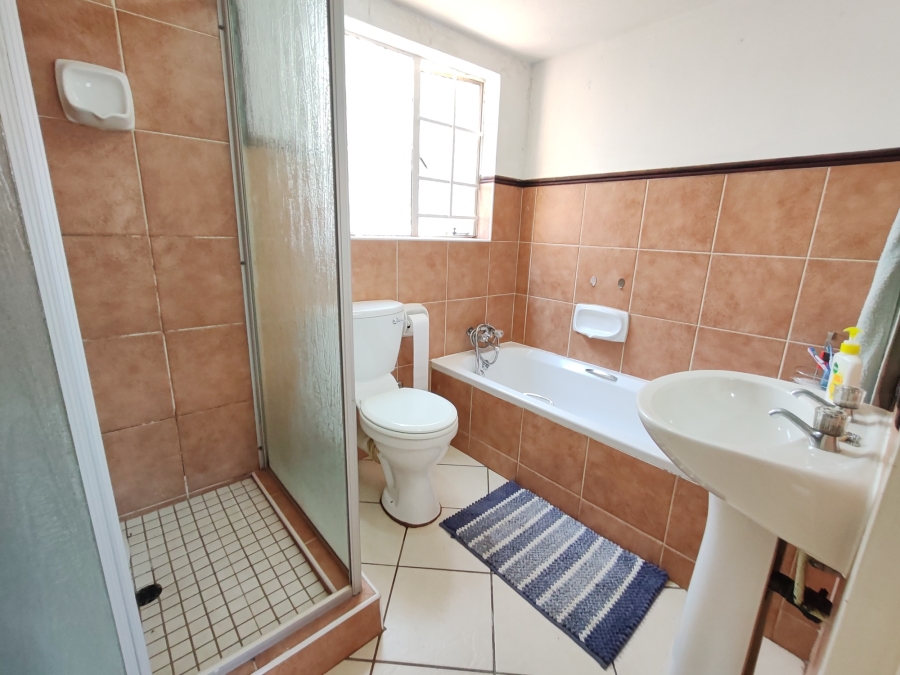 3 Bedroom Property for Sale in Equestria Gauteng