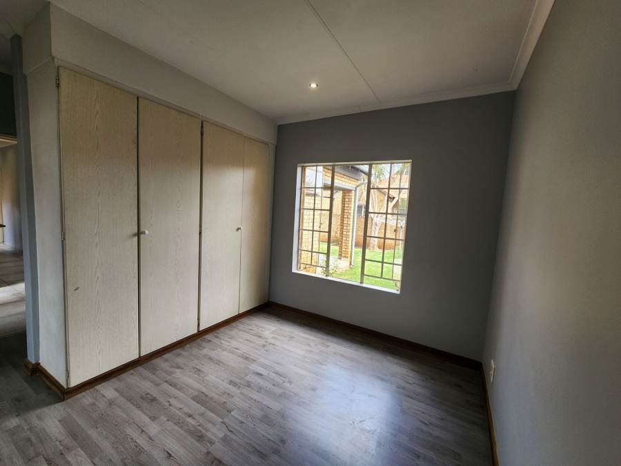 3 Bedroom Property for Sale in Equestria Gauteng