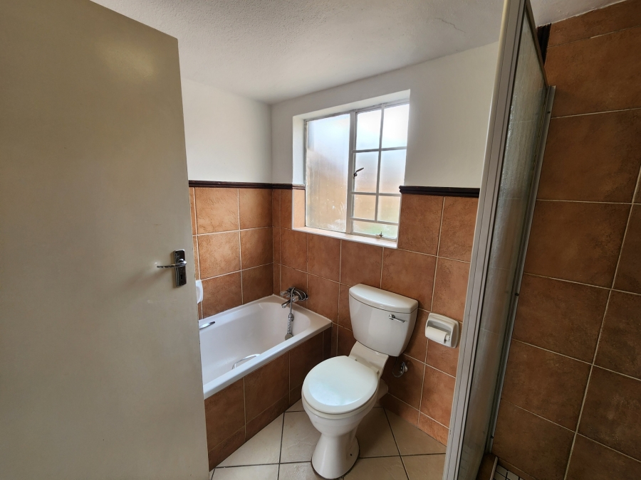 3 Bedroom Property for Sale in Equestria Gauteng