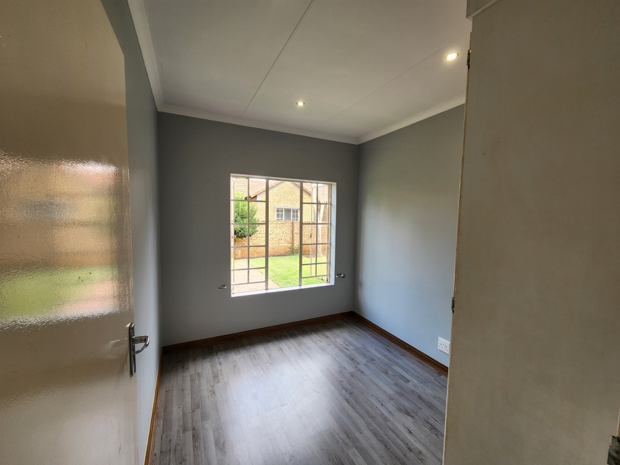 3 Bedroom Property for Sale in Equestria Gauteng