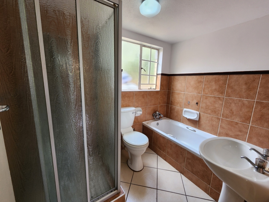 3 Bedroom Property for Sale in Equestria Gauteng