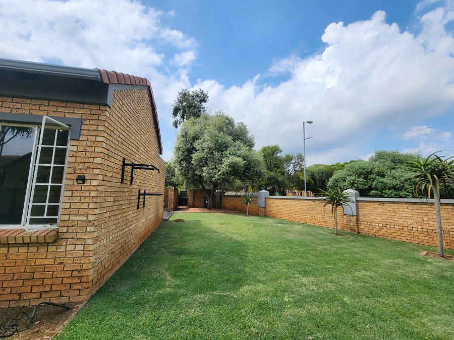 3 Bedroom Property for Sale in Equestria Gauteng