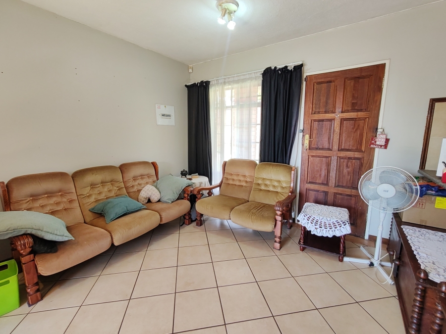 2 Bedroom Property for Sale in Equestria Gauteng