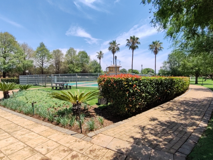 2 Bedroom Property for Sale in Equestria Gauteng