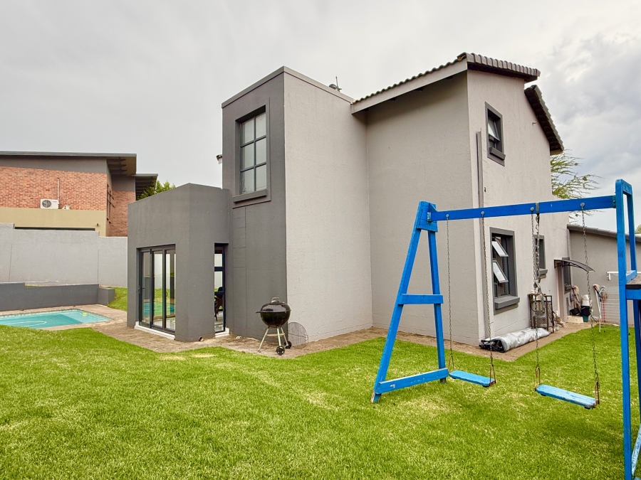 3 Bedroom Property for Sale in Olympus AH Gauteng