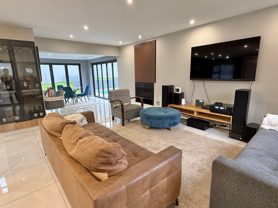 3 Bedroom Property for Sale in Olympus AH Gauteng