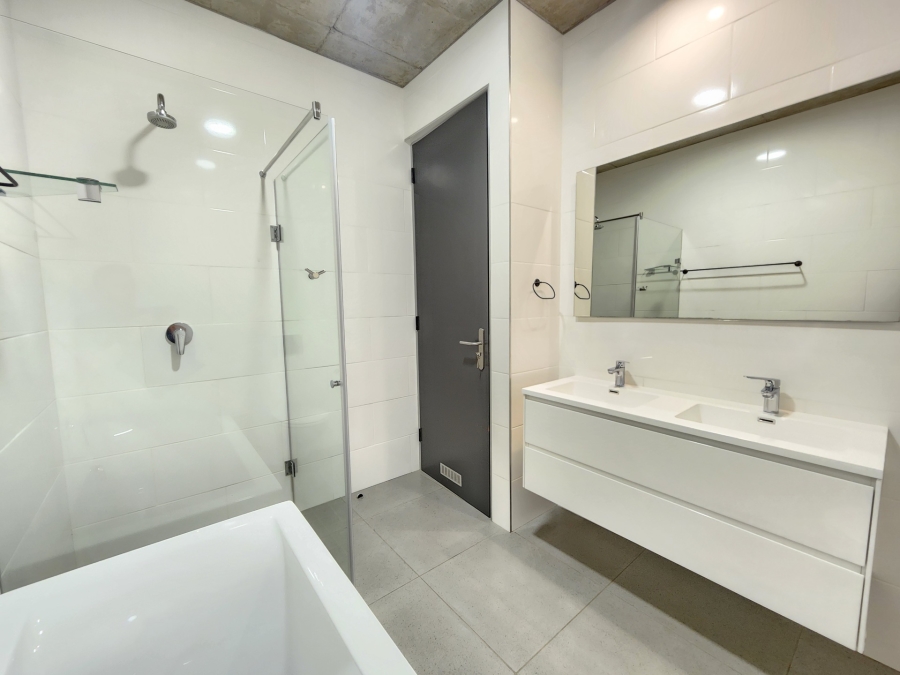 2 Bedroom Property for Sale in Brooklyn Gauteng