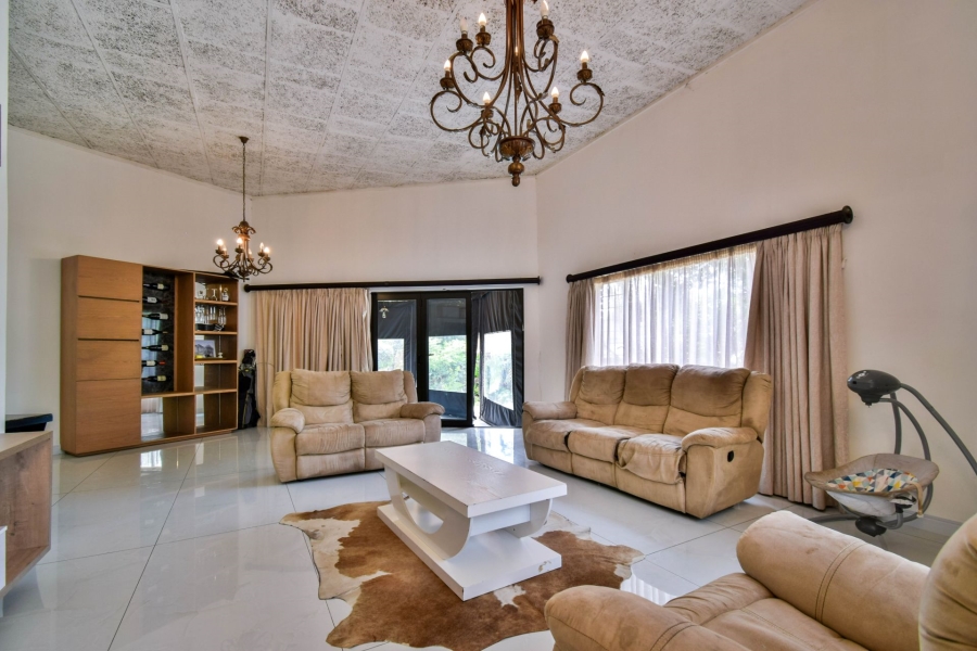 4 Bedroom Property for Sale in Waterkloof Glen Gauteng