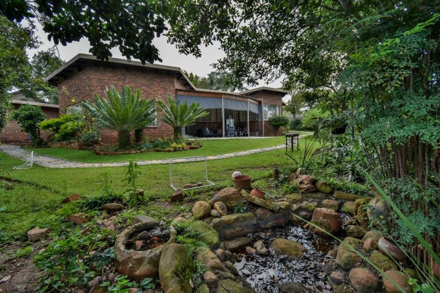 4 Bedroom Property for Sale in Waterkloof Glen Gauteng