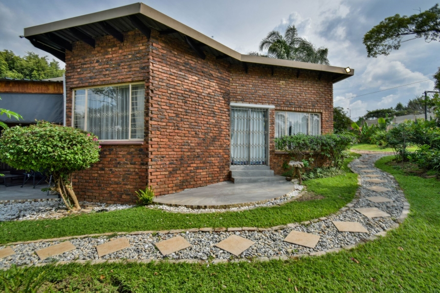 4 Bedroom Property for Sale in Waterkloof Glen Gauteng