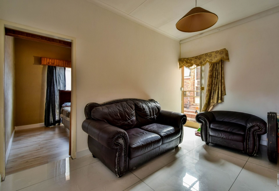 4 Bedroom Property for Sale in Waterkloof Glen Gauteng