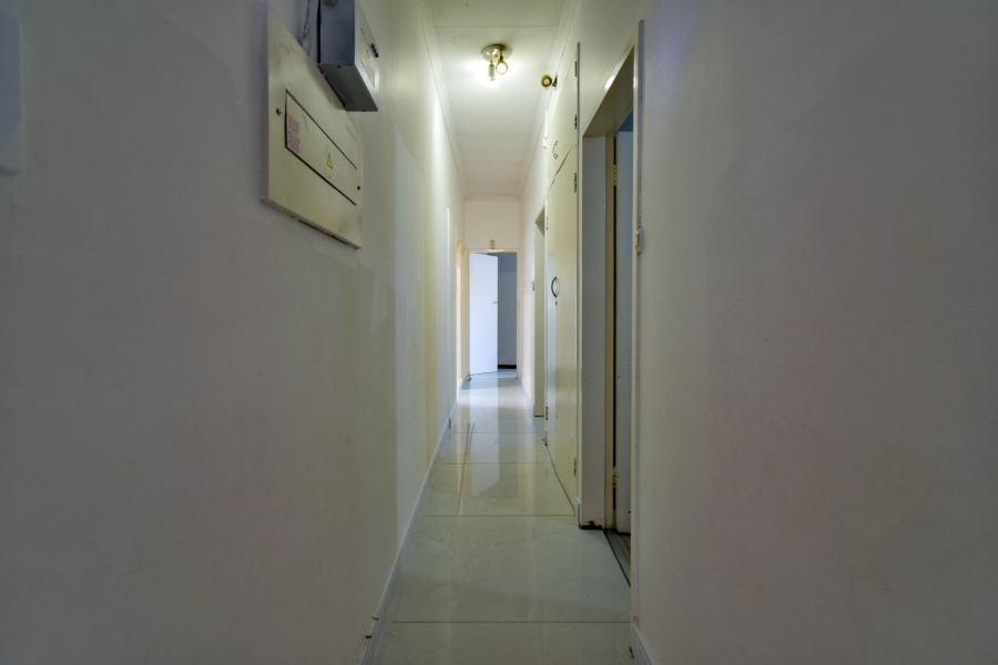 4 Bedroom Property for Sale in Waterkloof Glen Gauteng