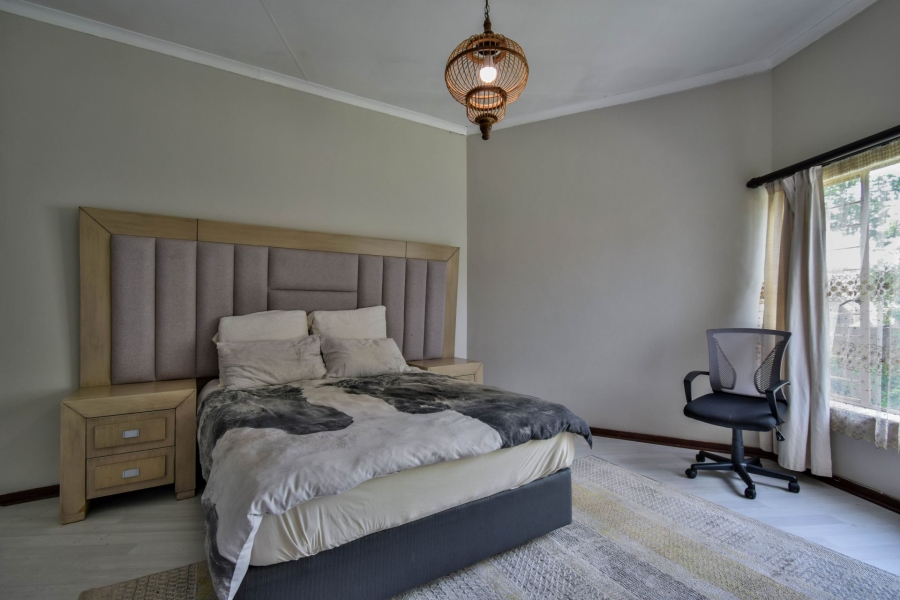 4 Bedroom Property for Sale in Waterkloof Glen Gauteng