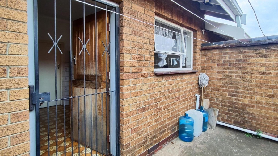 3 Bedroom Property for Sale in Barvallen Gauteng