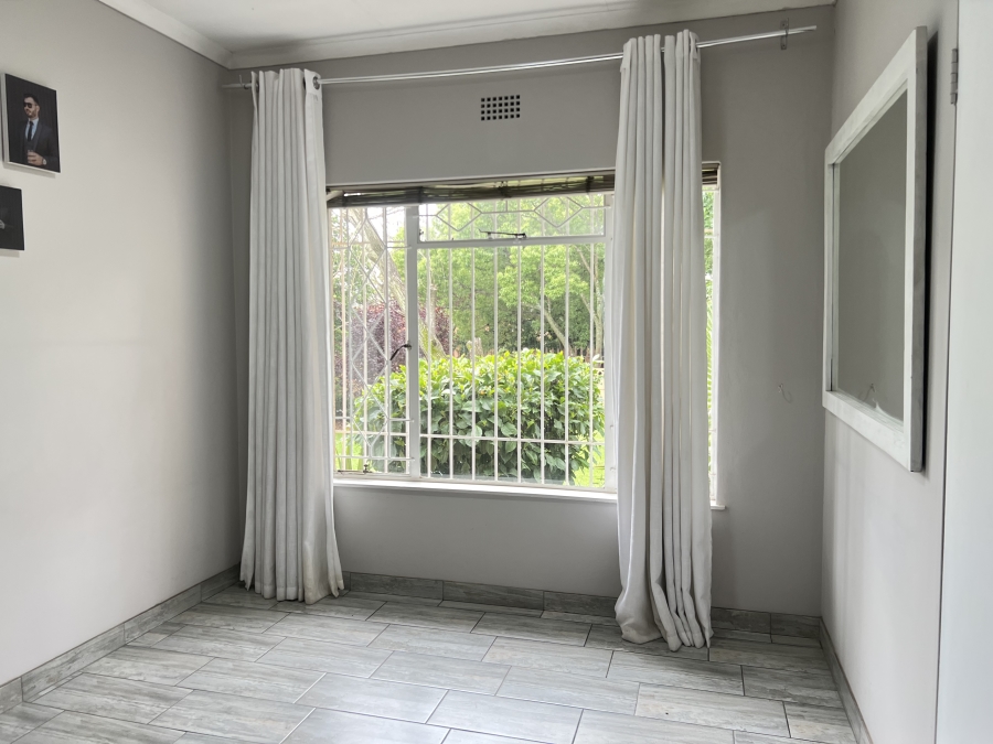 4 Bedroom Property for Sale in Brackendowns Gauteng