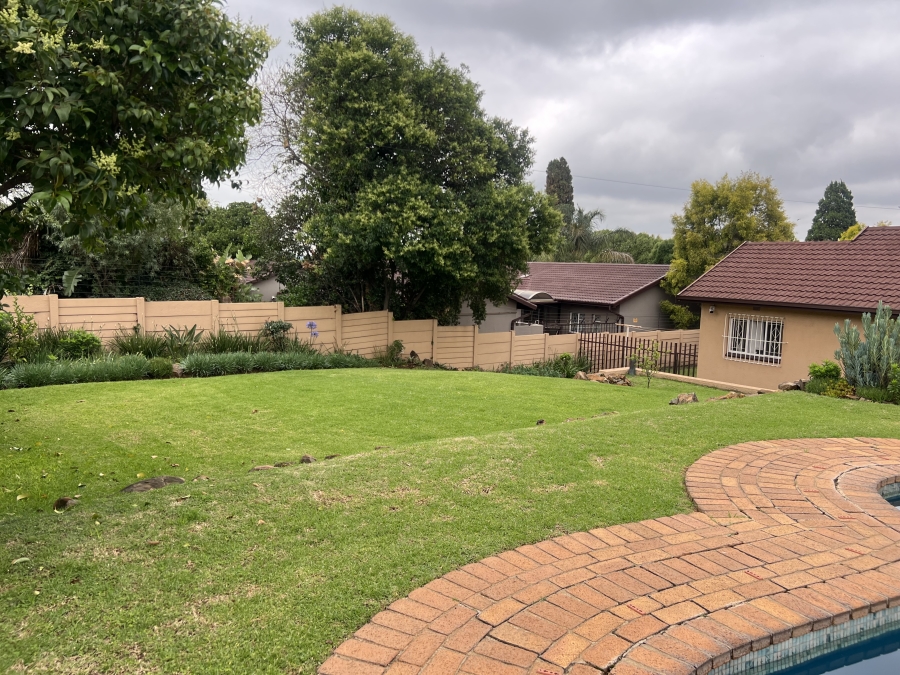 4 Bedroom Property for Sale in Brackendowns Gauteng
