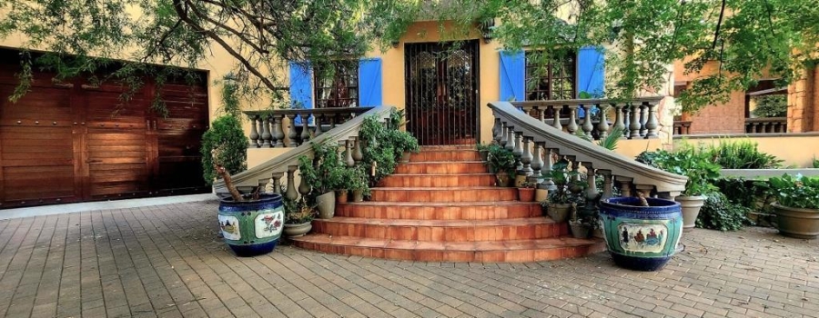 6 Bedroom Property for Sale in Alberante Gauteng