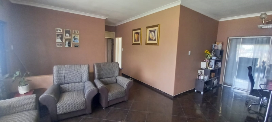 3 Bedroom Property for Sale in Hazeldene Gauteng