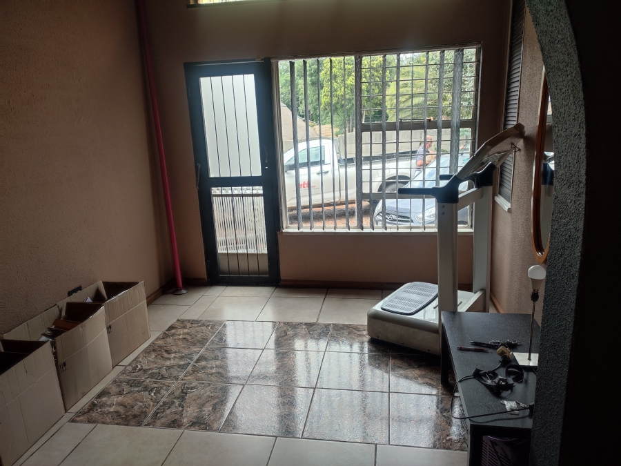 3 Bedroom Property for Sale in Hazeldene Gauteng