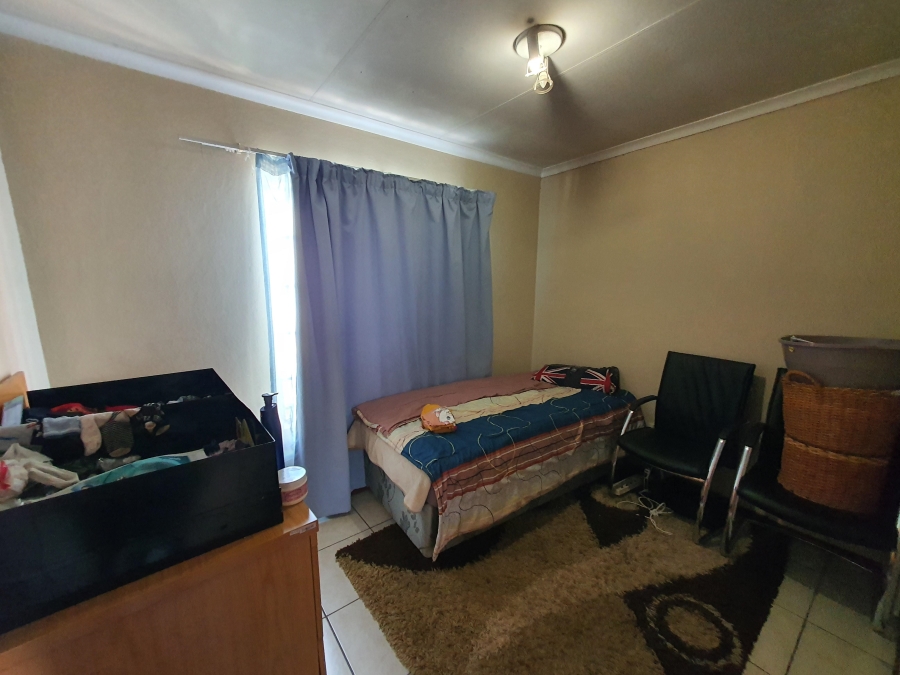 To Let 3 Bedroom Property for Rent in Albemarle Gauteng