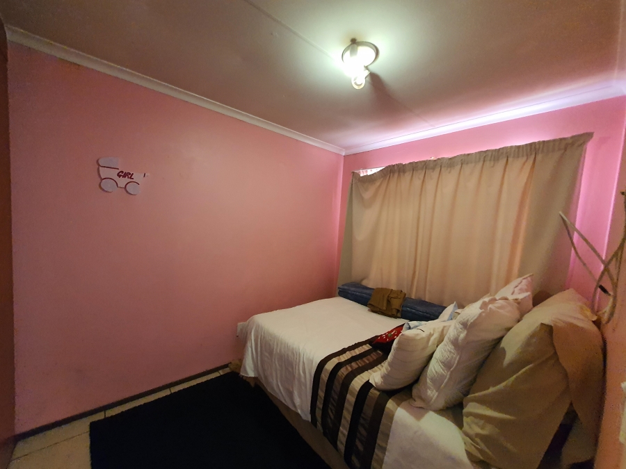 To Let 3 Bedroom Property for Rent in Albemarle Gauteng