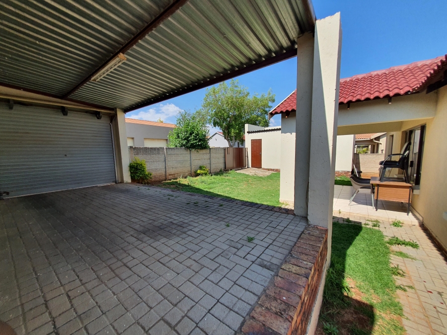 To Let 3 Bedroom Property for Rent in Albemarle Gauteng