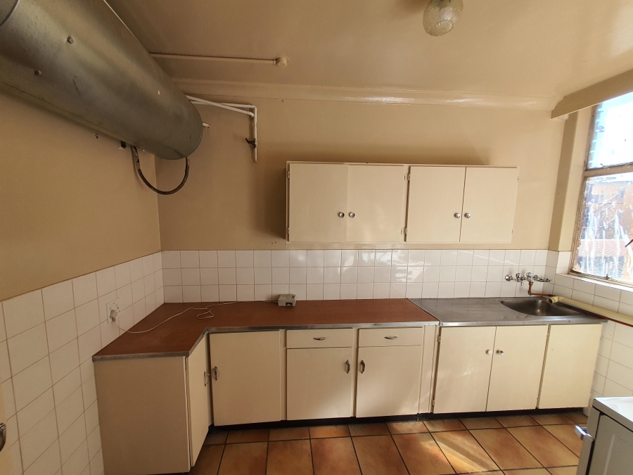 To Let 1 Bedroom Property for Rent in Randhart Gauteng