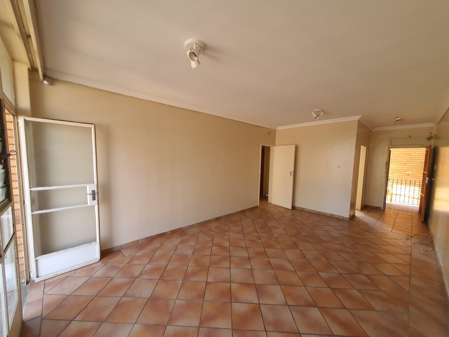 To Let 1 Bedroom Property for Rent in Randhart Gauteng