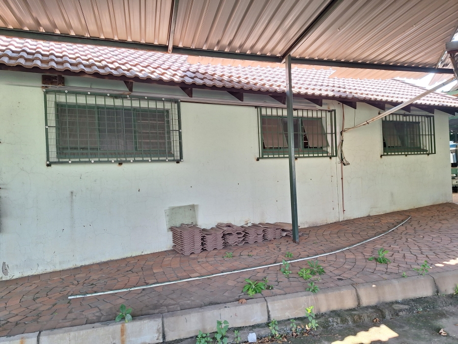 Commercial Property for Sale in Paulshof Gauteng